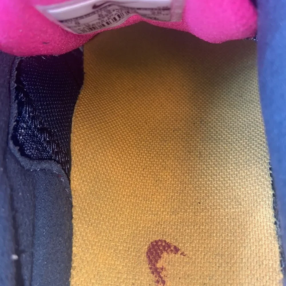 Nike please see